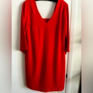 NWT Crepe Trina Turk 3/4 Sleeve V-Neck Dress with Back Detail - sz L